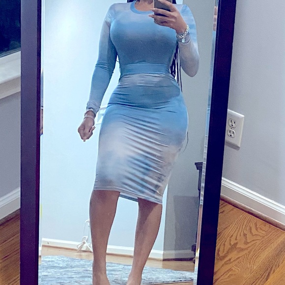 “Cloud 9” 2pc Skirt Set. Size S. Great Stretch & Fit! (Will fit a M) - Picture 4 of 7